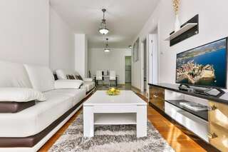 Апартаменты Luxury Montesun Apartments Будва Апартаменты Делюкс-8